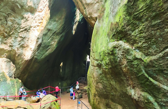Edakkal Caves